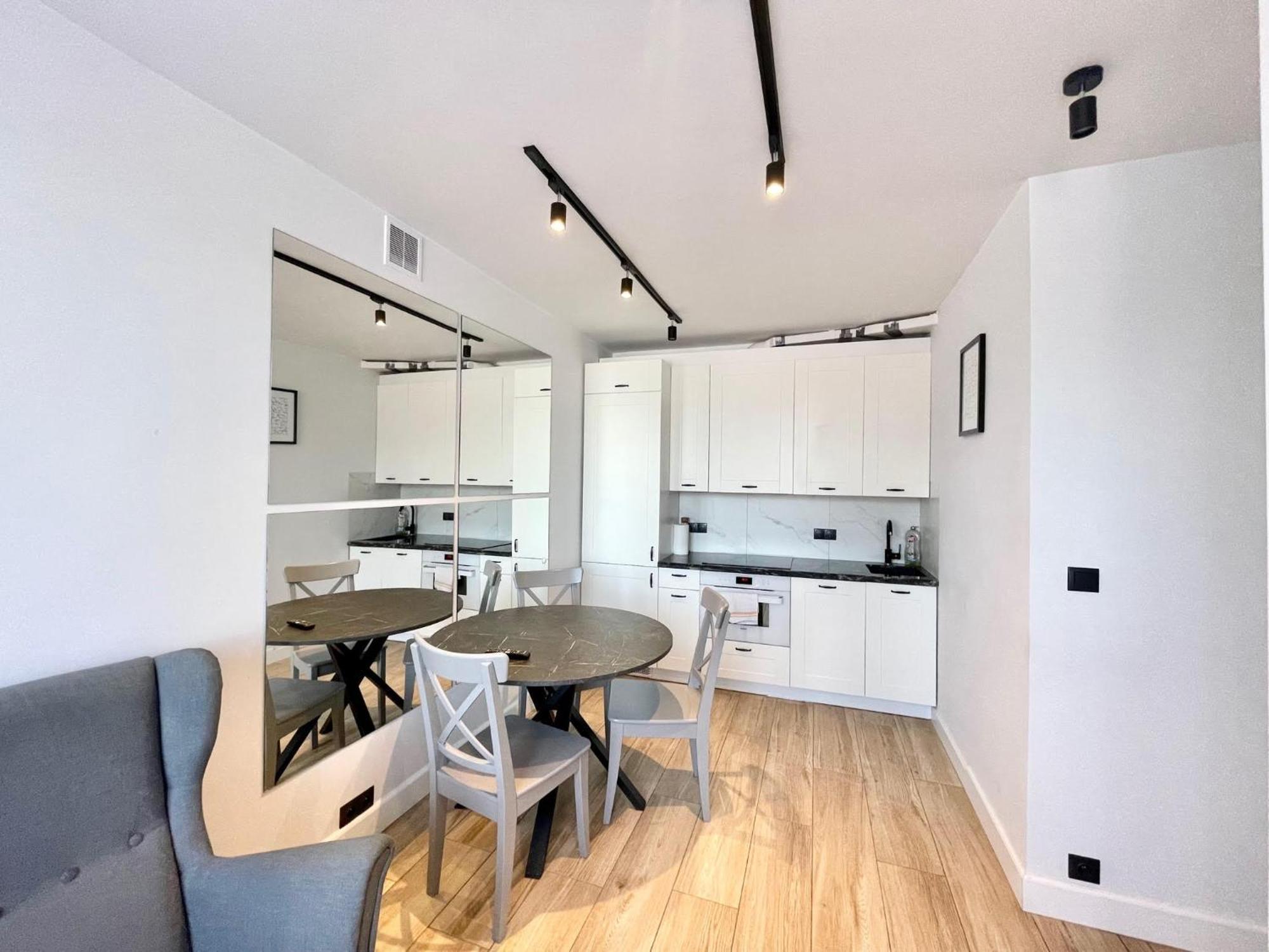 Nice To Host You - Old Town Apartment Varsovie Extérieur photo